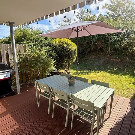 Ferienhaeuser Jadehoern Duenen Hus * فانجر أوخه